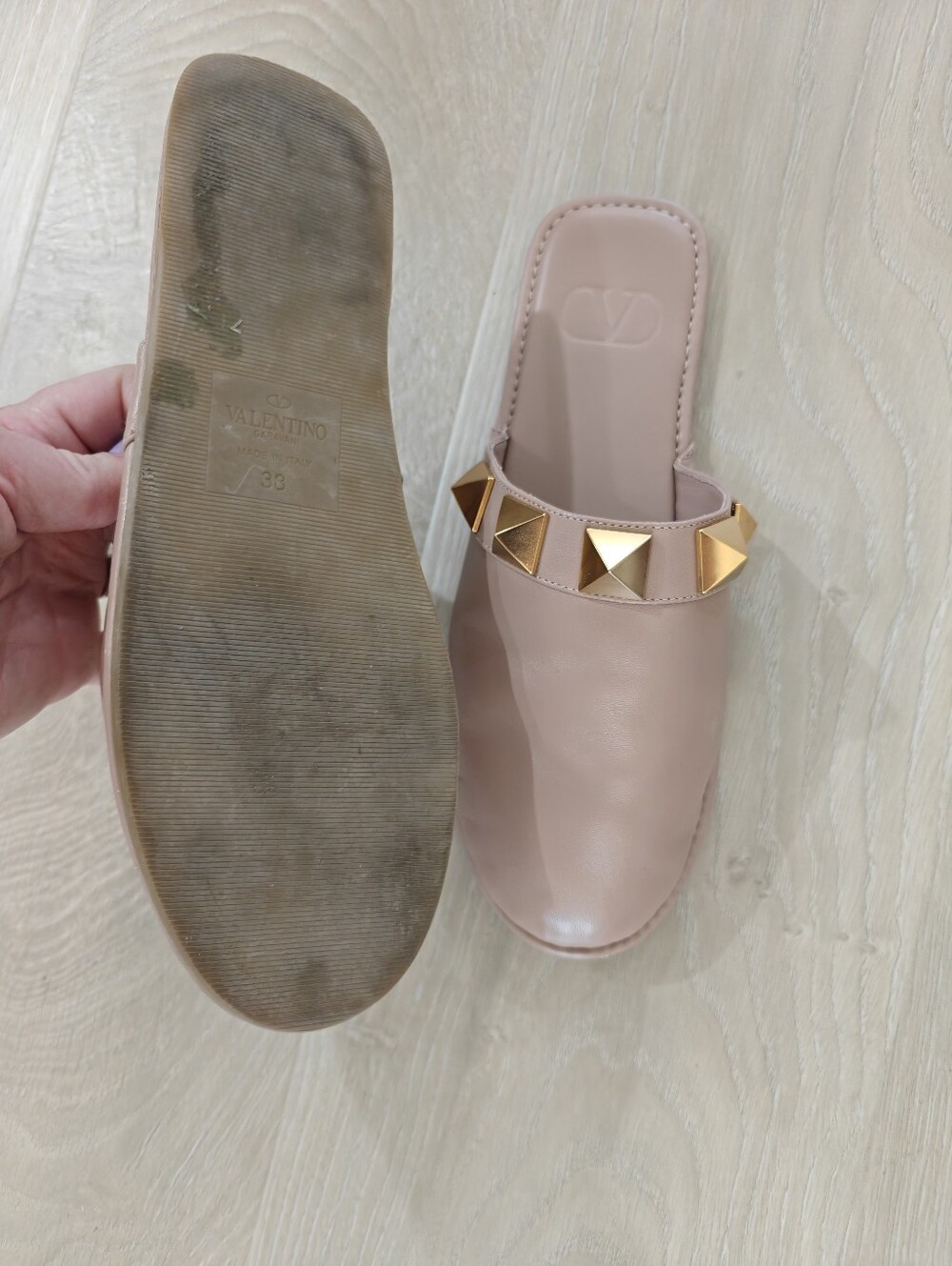 VALENTINO Flats || Size 38 - Picture 3 of 3